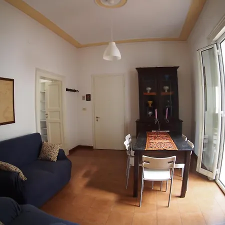 Casa Felice Nel Centro Storico, Ascensore E Terrazzo * 카타니아